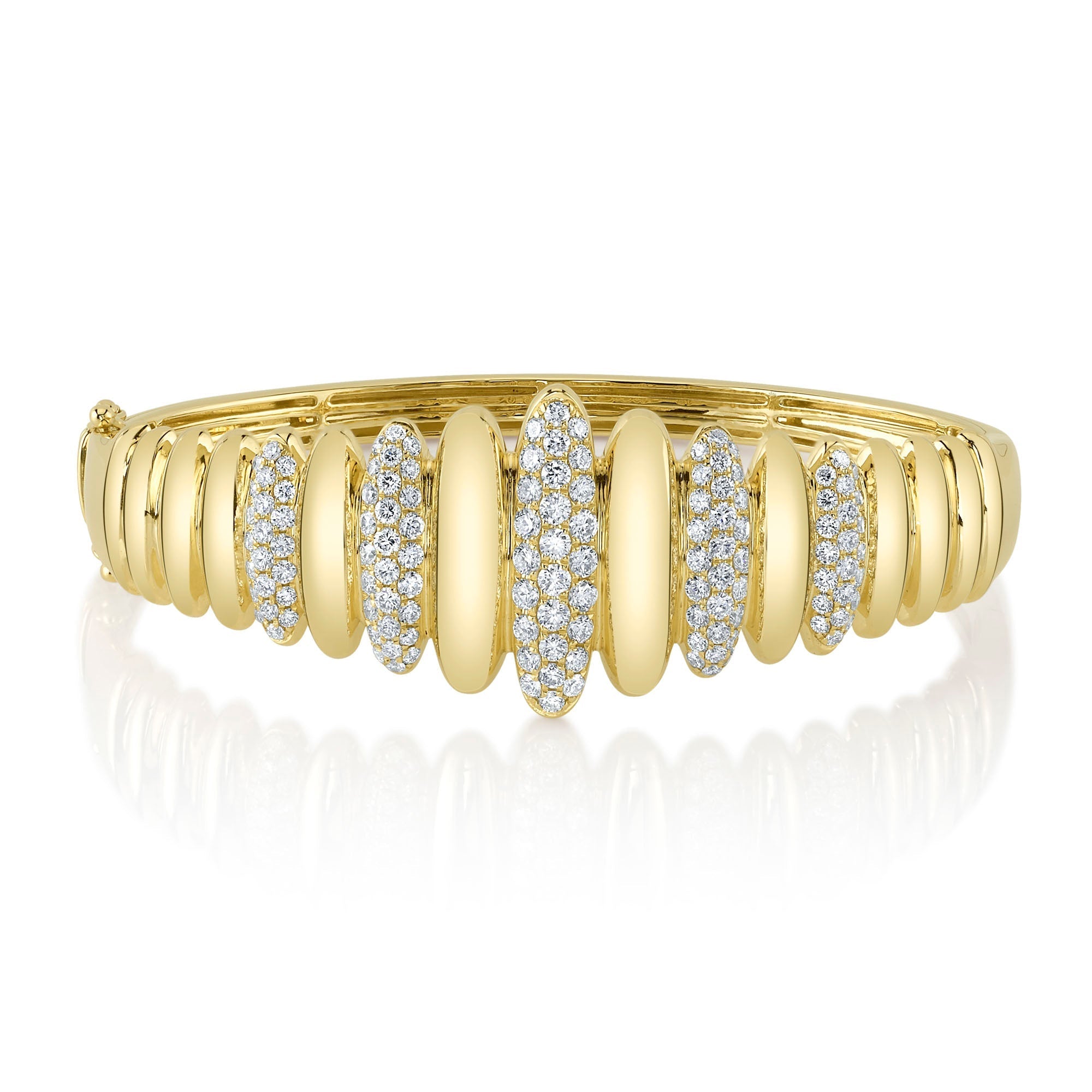 2.19CT 14K Y/G DIAMOND PAVE RIBBED BANGLE