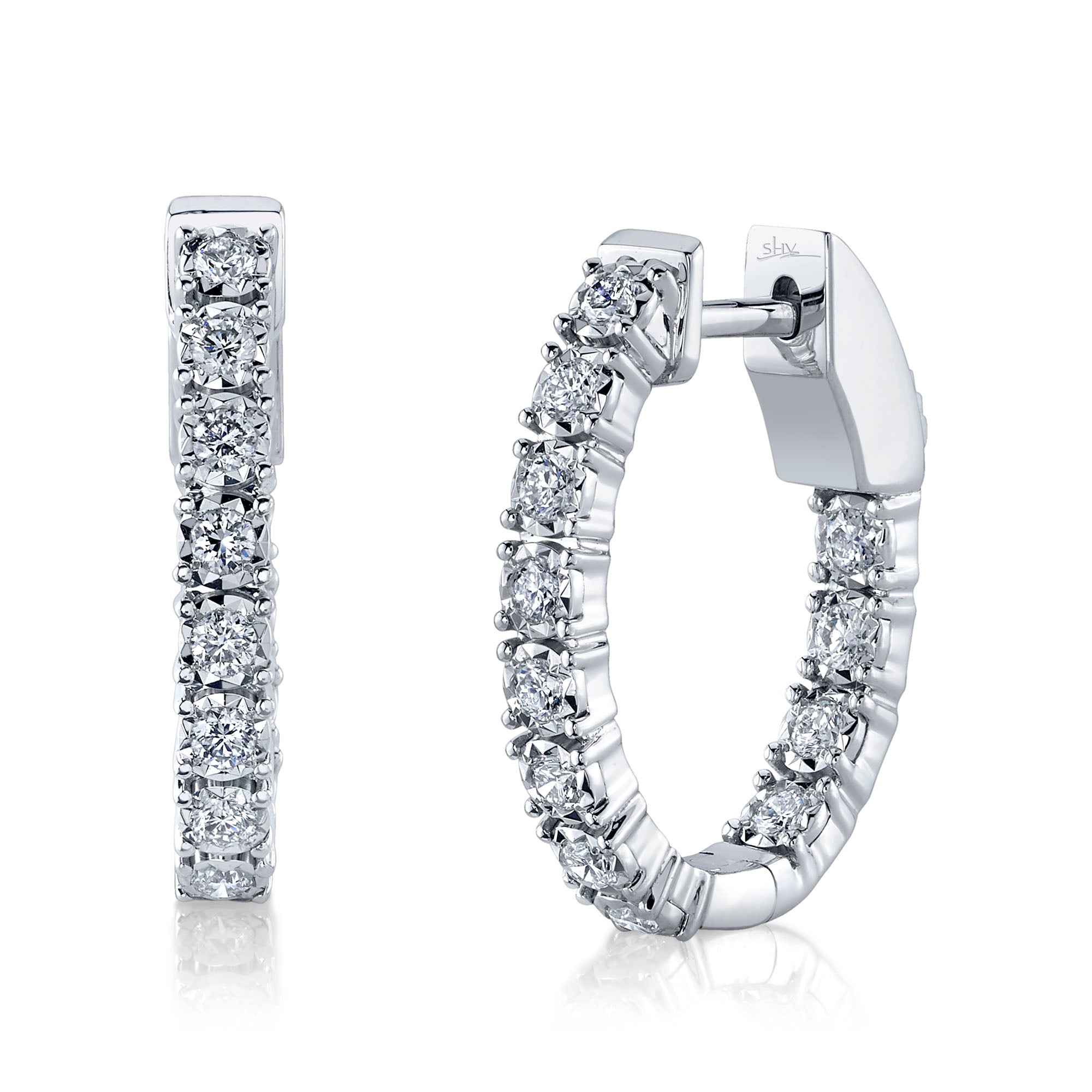 0.47CT 14K W/G DIAMOND OVAL HOOP EARRING