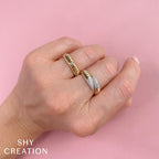 0.08CT 14K Y/G DIAMOND BEZEL RIBBED BAND